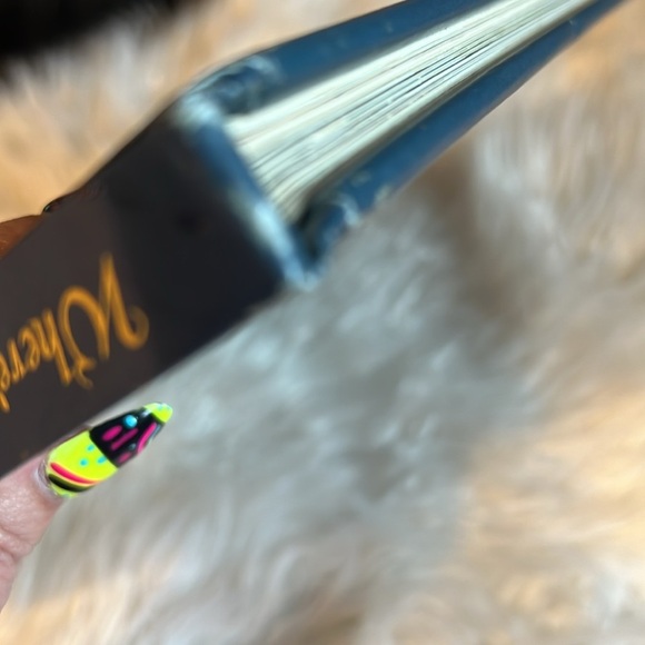 Where is the dragon book? - Picture 4 of 9